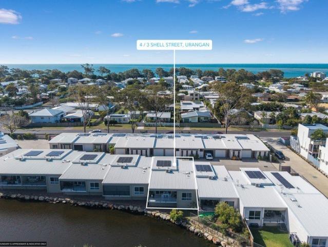 PEACEFUL LAKESIDE LIVING IN THE HEART OF URANGAN