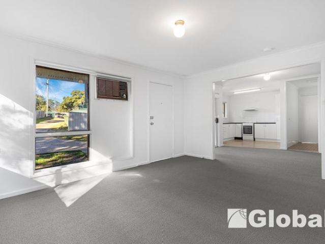 Peaceful Lakeside Living on a Spacious Block