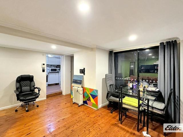 Peaceful, Leafy One Bedroom Apartment with Private Entry & Parking