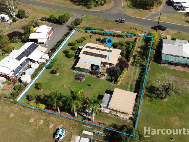 Peaceful Lifestyle Living on Over Half an Acre
