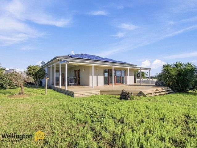 Peaceful Lifestyle Living on 2 Acres with Great Shedding
