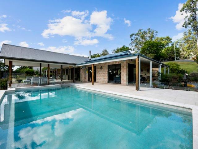 Peaceful Living Elevated by Majestic Mountain Views!