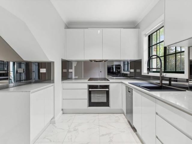 Peaceful Living in Central Locale