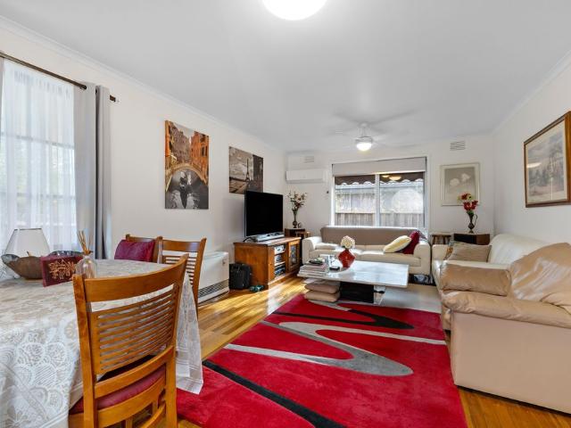 Peaceful Living in a Private and Convenient Location