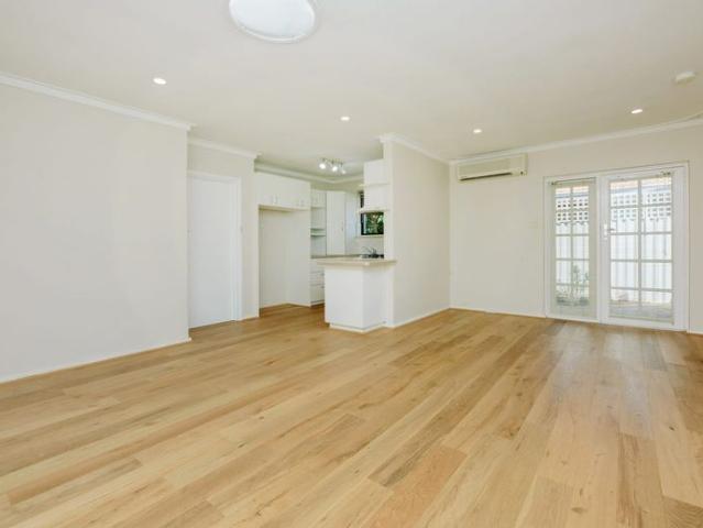 Peaceful Living in a Prime Carine Location