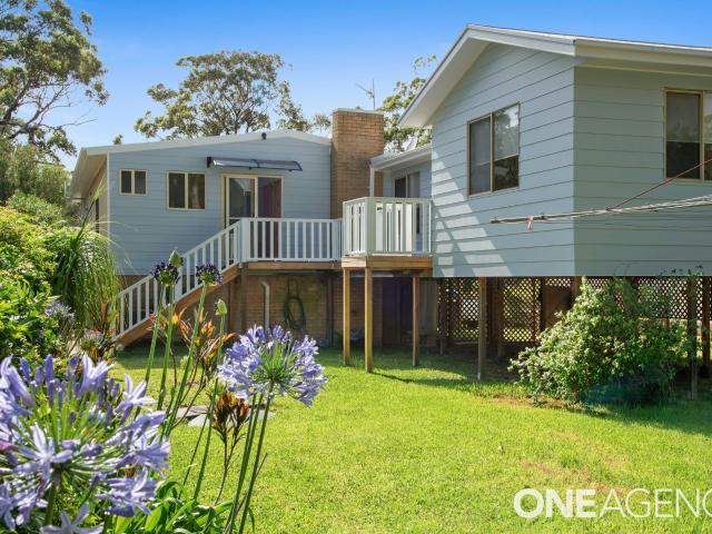 PEACEFUL LIVING IN THE HEART OF WOOLLAMIA