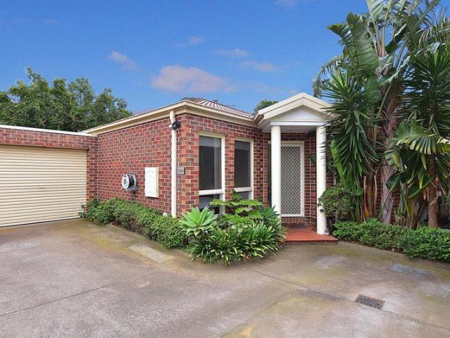 Peaceful Living in the Southmoor Primary Zone