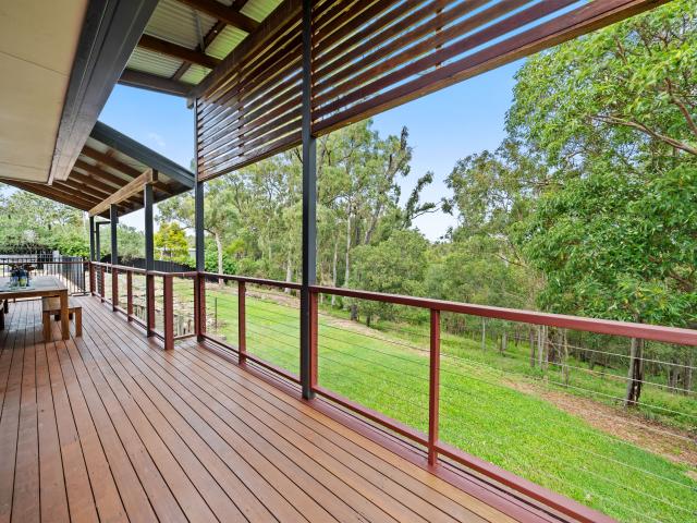Peaceful location, private, acerage lifestyle!