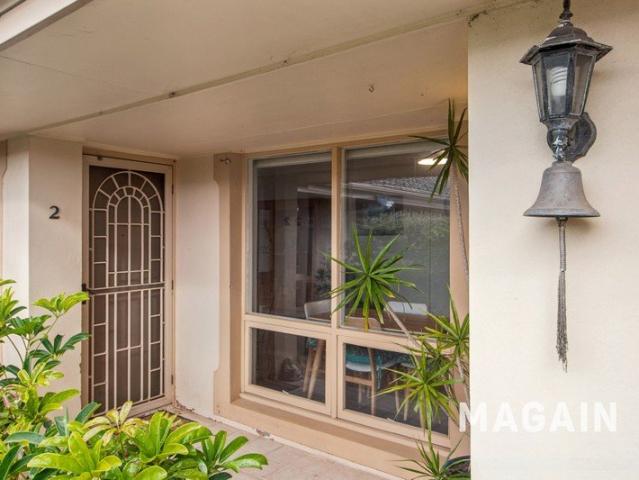 Peaceful, Low Maintenance Living in a Prime Coastal Pocket