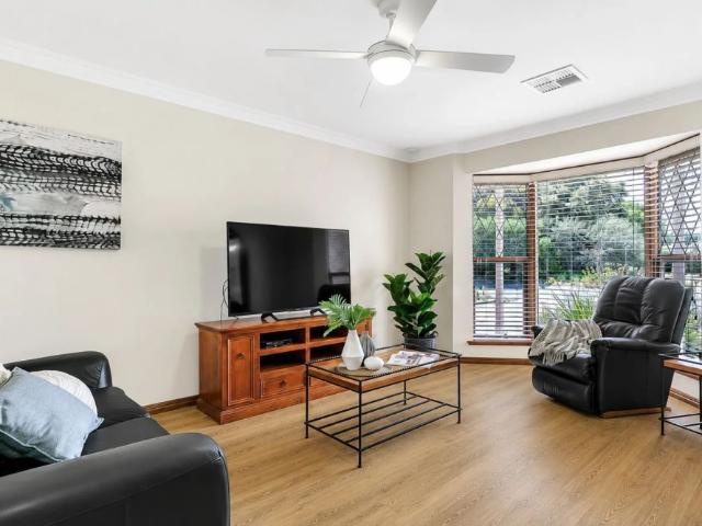 Peaceful & Low Maintenance Living in a Prime West Lakes Location