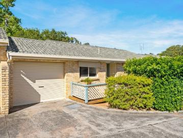 Peaceful, Low Maintenance Living in a Quiet & Tightly Held Villa Setting