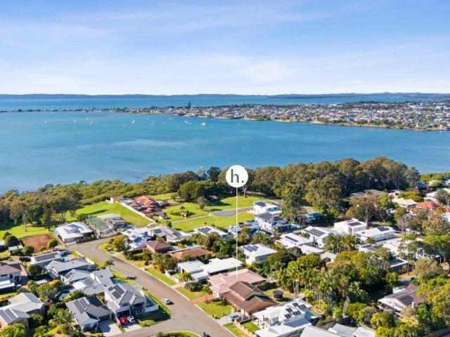 Peaceful Low Set Living Just Moments from Ormiston's Waterfront