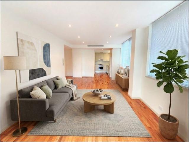 Peaceful & Modern 3 Bedroom Apartment in Prime Maroubra Junction Location