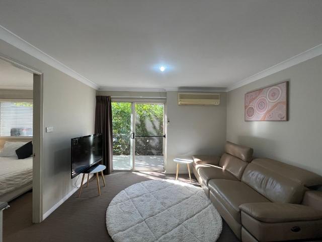 Peaceful Modern Two Bedroom Unit