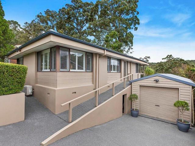 Peaceful Mountain Views + Separate Cabin!