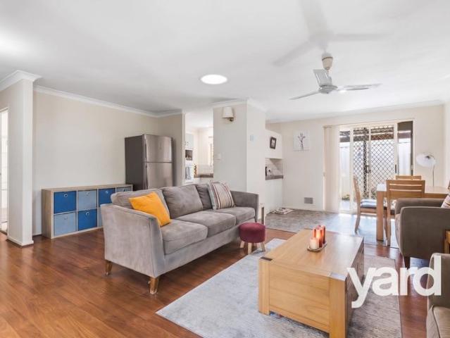 Peaceful Over 55's Villa in a Secure Complex!