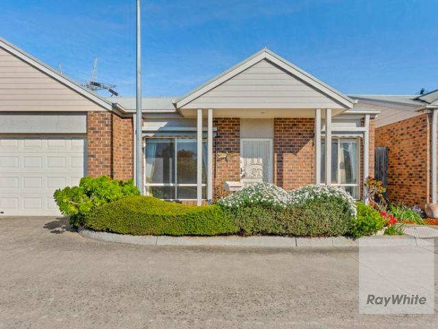 Peaceful Over 55's Living with Comfort, Privacy and Community