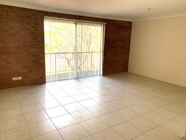 Peaceful Parkside Living in a Convenient Location!