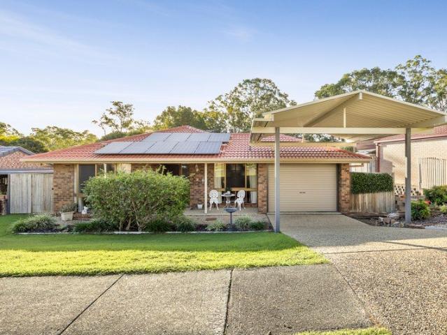 Peaceful Parkside Living in the Heart of Sinnamon Park