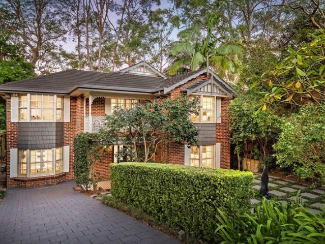Peaceful Privacy and Leafy Views Close to the Village