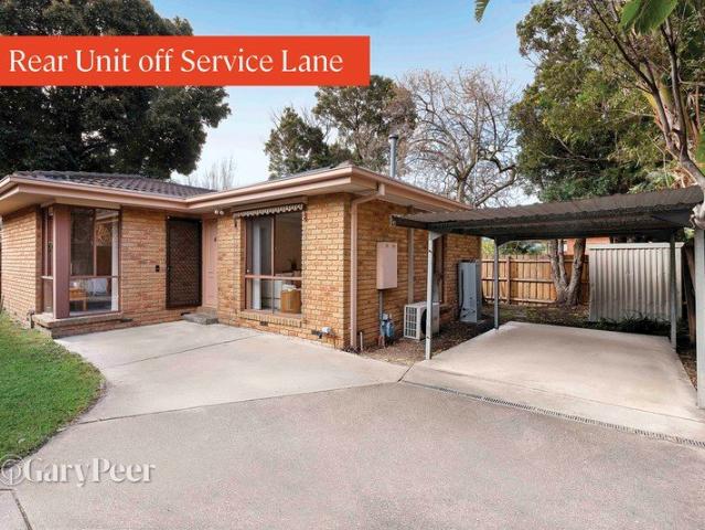 Peaceful, private & perfectly positioned in Brighton East