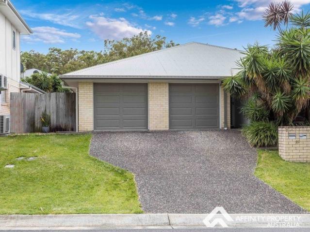 Peaceful, Private & Perfectly Positioned Water Included