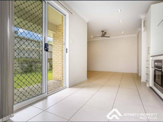 Peaceful, Private & Perfectly Positioned Water Included