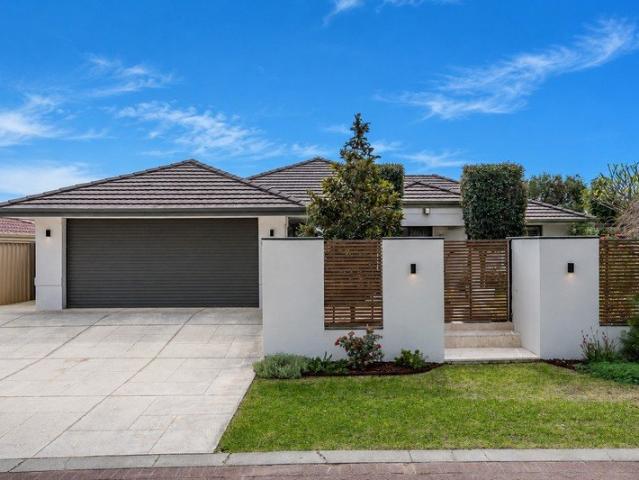 PEACEFUL, PRIVATE & PRESENTS LIKE NEW!