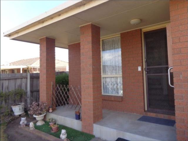 Peaceful & Private Two Bedroom Unit