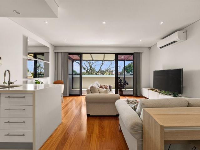 Peaceful Rear of Block Apartment with Sunny Northerly Aspect
