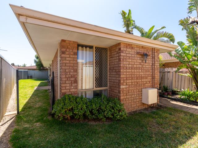 Peaceful rear unit on spacious block in prime location