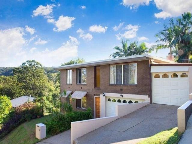 Peaceful Retreat on the Quiet Side of Toowong Unlimited Internet Included