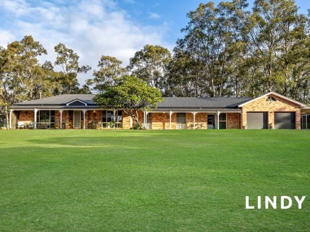 PEACEFUL RETREAT LIVING WITH MODERN COMFORTS & STUNNING OUTDOOR FEATURES & VIEW!