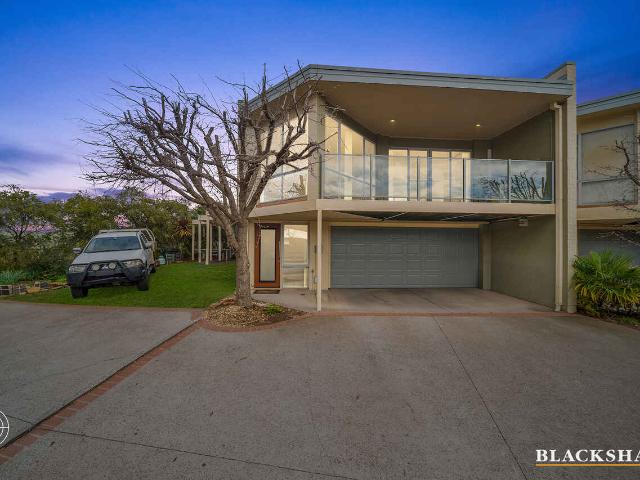 Peaceful Riverside Living with Space, Privacy & Stunning Reserve Views