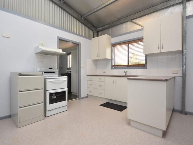 Peaceful Rural Living 2 Bedroom Studio