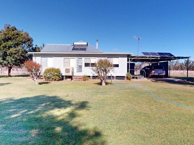 PEACEFUL RURAL LIVING & AMPLE SPACE FOR BOATS & TRAILERS