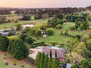 Space, Lifestyle & Exceptional Versatility on 5.4 Acres