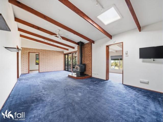 Peaceful Semi Rural Living on the Outskirts of Sorell