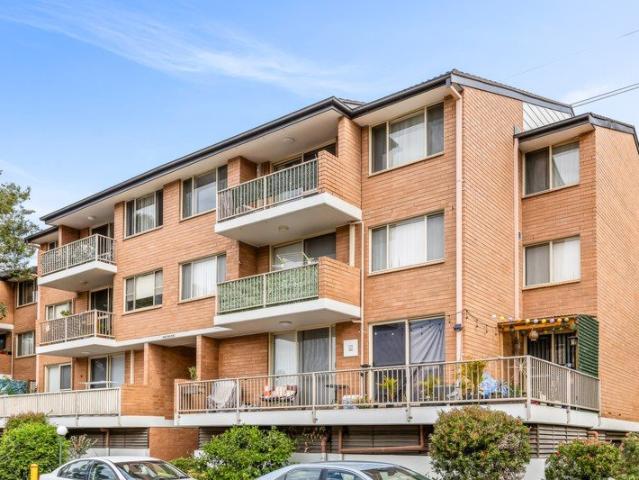 Peaceful Setting Convenient Lifestyle