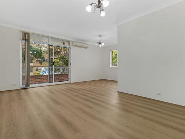 Peaceful & Spacious Apartment Facing Barsbys Avenue Entrance via Barsbys Avenue