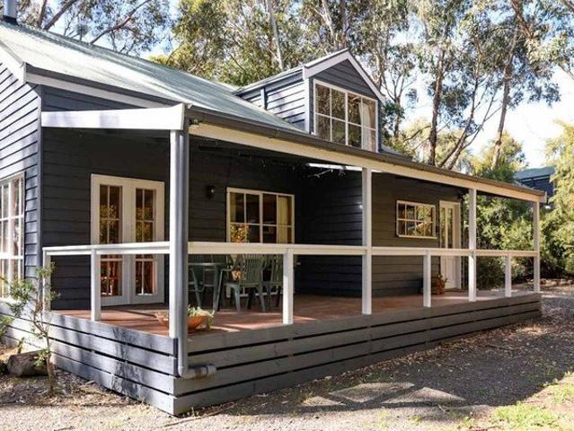 Peaceful Storybook Cottage Between Kyneton and Daylesford