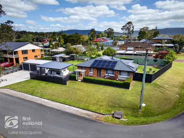 PEACEFUL SURROUNDS + SPACIOUS FAMILY LIVING