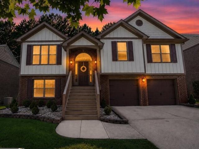 Peach Shoals Cir, Dacula, Home For Sale