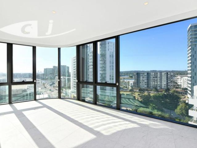 Peake 3 bedroom with dual access with Waterfront location