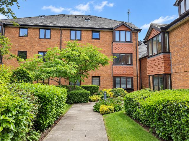 Peakes Place, Granville Road, St. Albans AL1, 1 bed flat to rent, £1,400 pcm | PrimeLocation