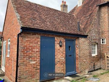 Pear Tree Cottage, Glynde, Lewes BN8, 1 bed flat to rent, £975 pcm | PrimeLocation