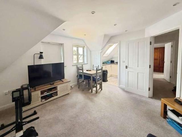 Pear Tree Court, Chipping Norton, OX7
