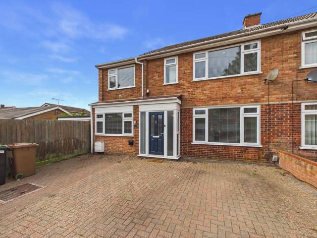 Pearcroft Road, Ipswich, Suffolk IP1, 4 bed semi detached house to rent, £1,800 pcm | PrimeLocation