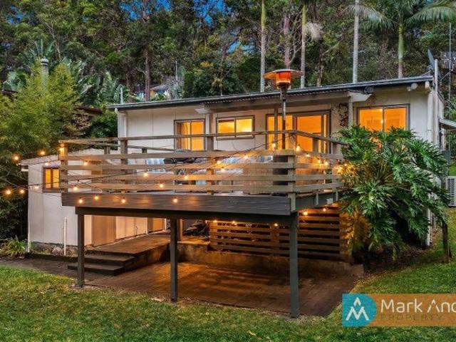Pearl Beach Weekender