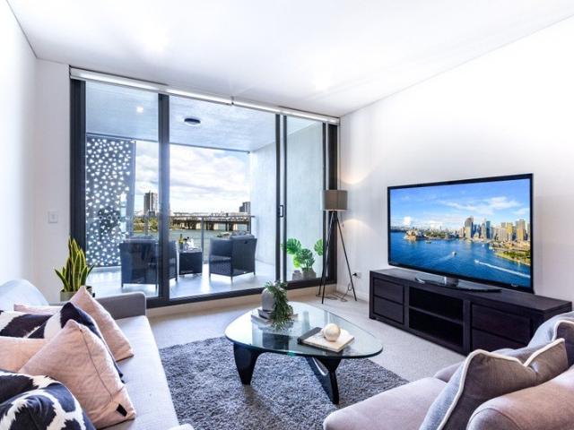 Pearl of the Bay, SHEPHERDS BAY